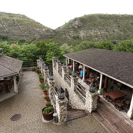 Vila Etnica Trebujeni المظهر الخارجي الصورة